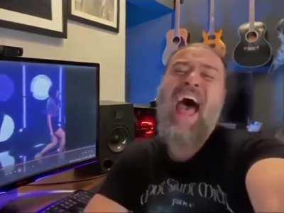 Nando Moura coringando com humor feminino