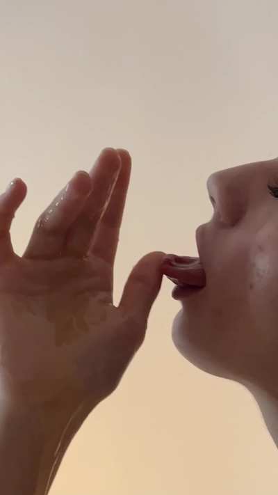 'Honey' by Anastasia Mikhailova