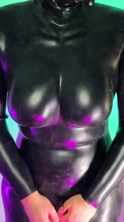 Enjoy the Big Boobs doing Boing Boing