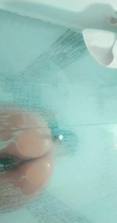 love watching Jess finger in the shower as i jerk on the toilet, and her telling me how she loved my college buddy fucking her with his huge cock