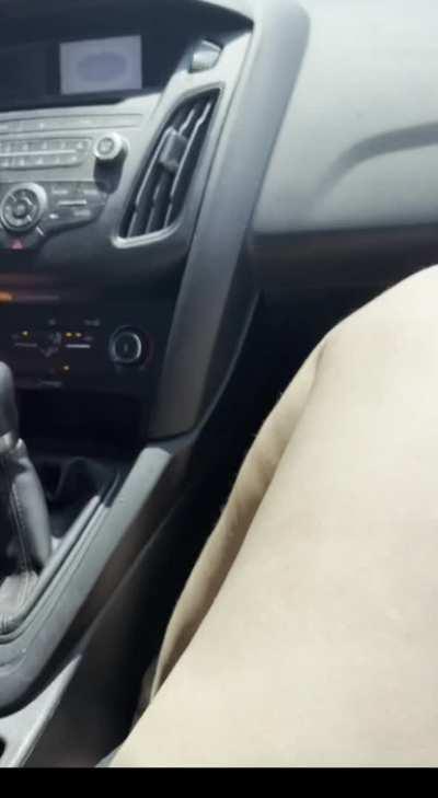 I wonder if the Starbucks cashier saw my pussy🙈🙊