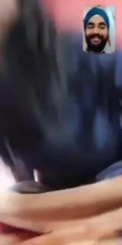 [ONLYFANS ] CUTE GIRL SHOWING FOR BOSS ( LINK IN COMMENTS)