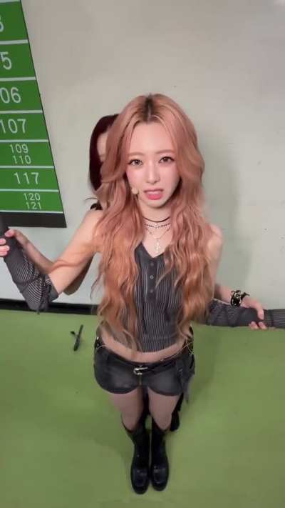 Ryujin and Yuna of ITZY