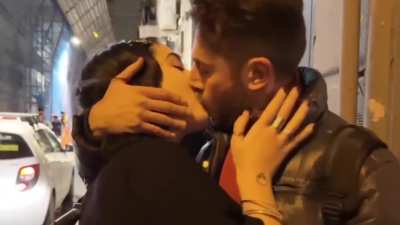 Patrizio Official hot makeout on stream