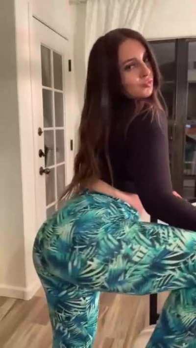 Greek and Hot [Video]