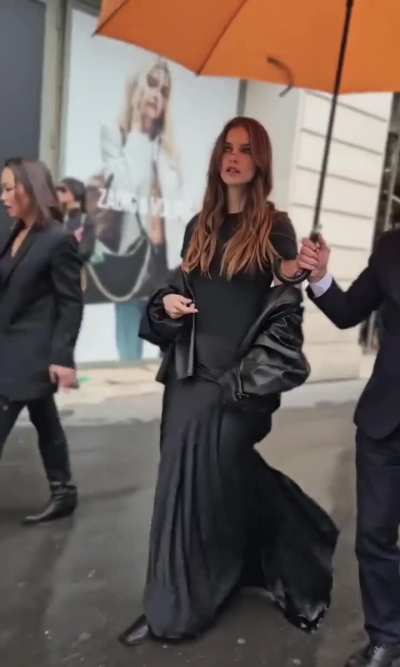 Barbara arriving at the Vetements Womenswear Spring/Summer 2026 Show as part of Paris Fashion Week - IG October 2025
