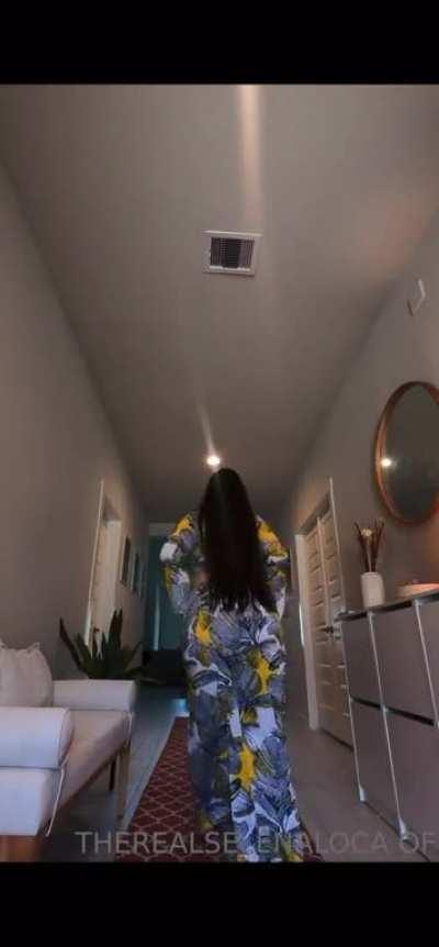 🚶🏽‍♀️💨💨