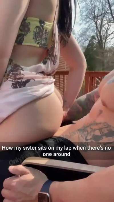 Best sister ever 😋💕