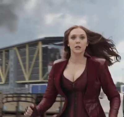Wanda running in Captain America: Civil War