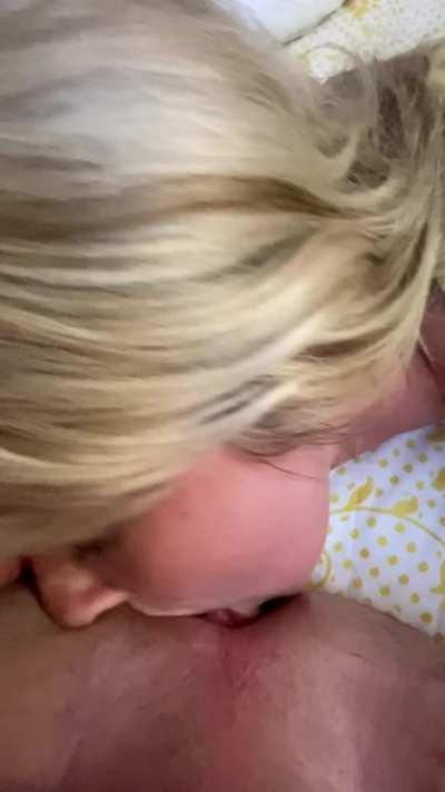 How about a closeup of me eating my husbands ass 🤤