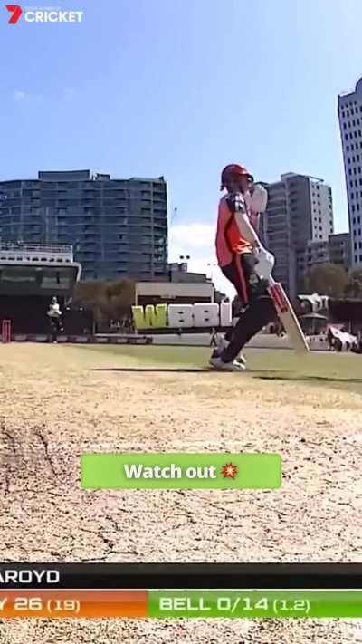 Eyes on the ball can backfire sometimes 