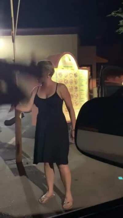 The Drunk Karen Whisperer