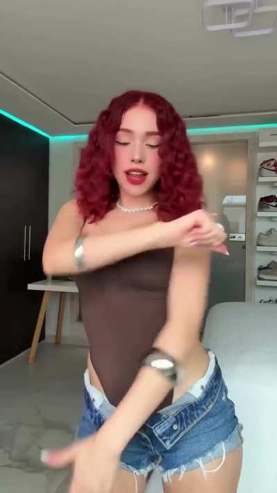 Jazmin Arias  👀🎀