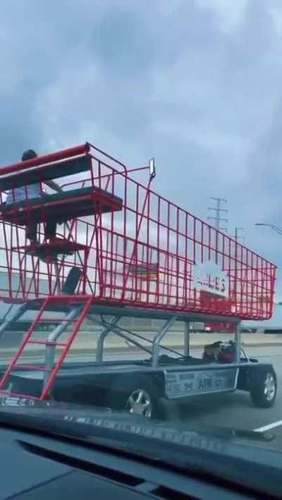 Texans i give onto thee