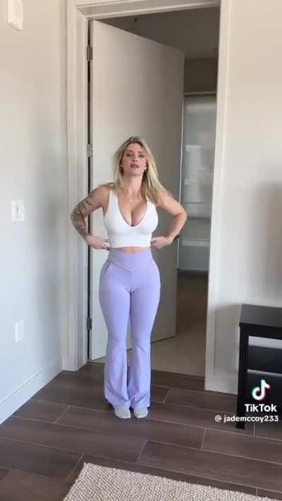 I love these pants lol