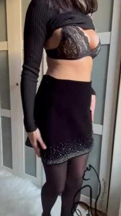 We’re dancing at midnight and I pull this skirt… what’s your move?