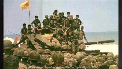 Mèng đét ơi nhờ BòĐỏ mà phản động mới biết cựu đại úy TQLC VNCH Nguyễn Ngọc Lập yêu quý của BòĐỏ nói ổng lấy 3 khẩu AKA của CSThoPhi Việt Cộng của BòĐỏ để giết lũ khủng bố CSThoPhi Việt Cộng của BòĐỏ ở trong thành Quảng Trị nè. Bộ đội của BácHồ họclớp3 Bò