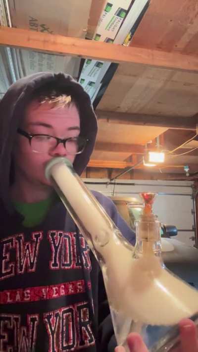 Birthday wake n bake. Didn’t even think I would make it this far. Here’s to 23 🫡