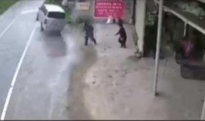 Must be a pro idiot driving