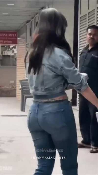 Seriously she needs to stop this 😒