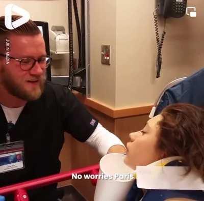 - Я люблю тебя. - Принято.