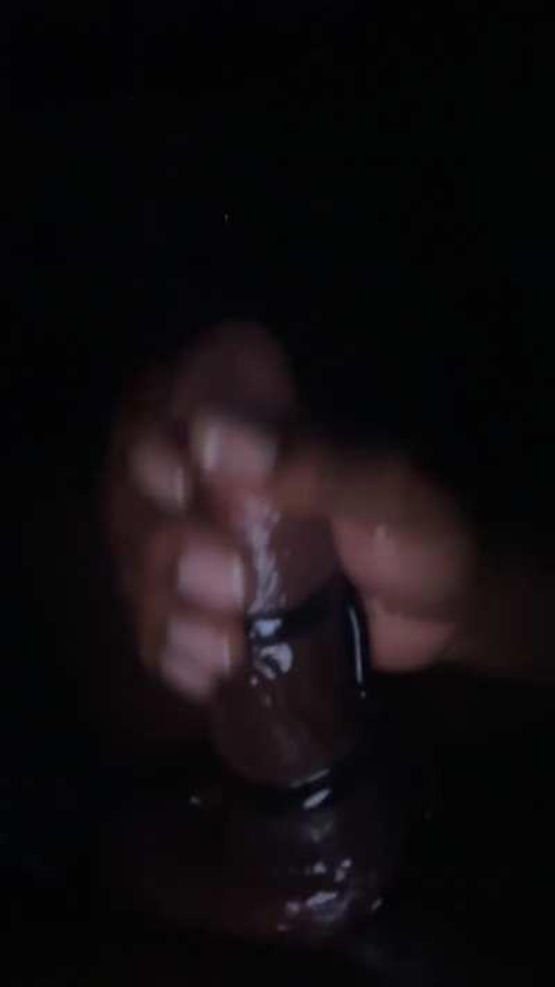 Need stroking😩dick is full of cum