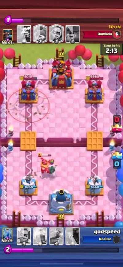 When the bandit is timed right, the mega knight doesn’t stand a chance. 💀