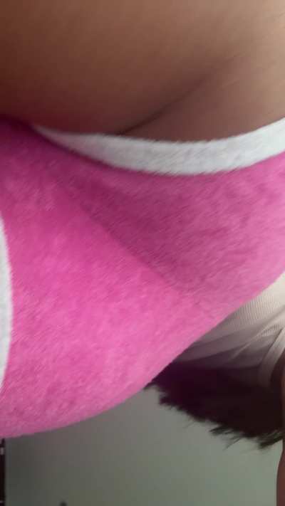 Will you be shocked if I promised you nudes and actually sent them 🖤