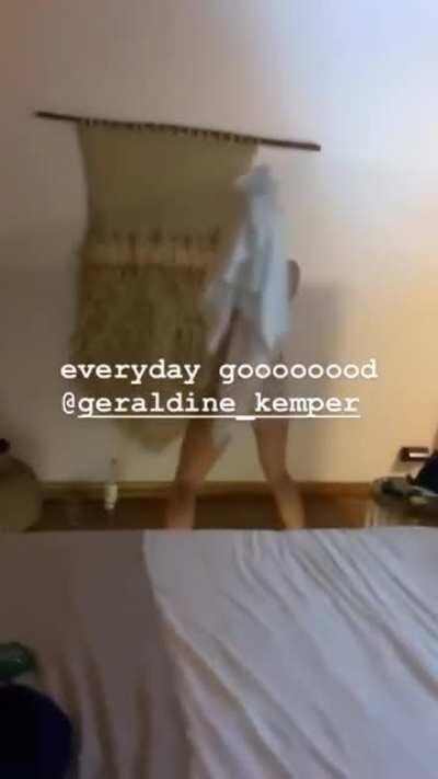 Geraldine Kemper doet een dansje