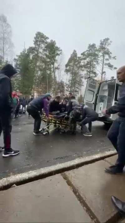 RU POV a conscript shot a conscription officer in Ust-Ilimsk in Irkutsk Oblast. Officer wounded, shooter detained