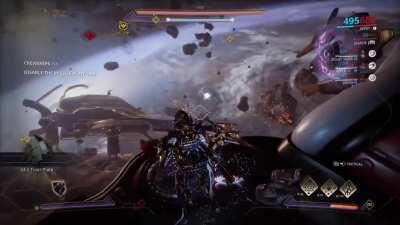 I just found out that Forward Artillery has a set of machine guns. On Xbox, you can switch between them by pressing the ‘Y’ button.