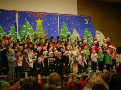 POV: It's The Last Day At School Before Winter Break In The Early 2000s