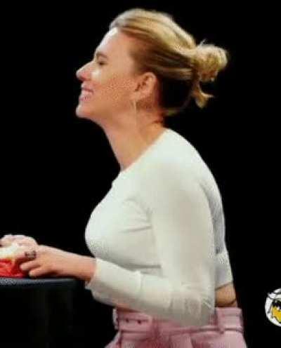 Scarlett Johansson when she turned on her vibrating panties to the maximum: