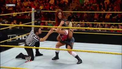 Poor Kaitlyn taps out but Maxine refuses to let her go!