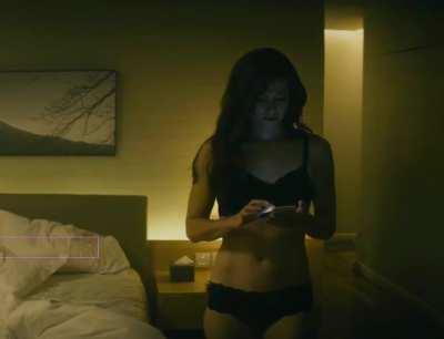 Mary Elizabeth Winstead - Kate (2021)