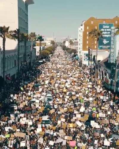 Gov Newsom says that LA is on the 