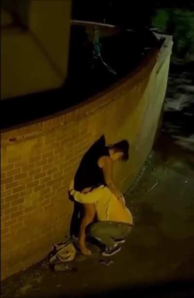 2 Drunk Lesbians Caught Outside Licking Pussy