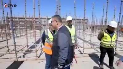 TV Presenter's Fall During On-Site Interview at a Construction Site