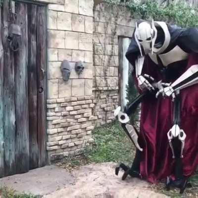 Amazing General Grievous cosplay by Wicked Armor