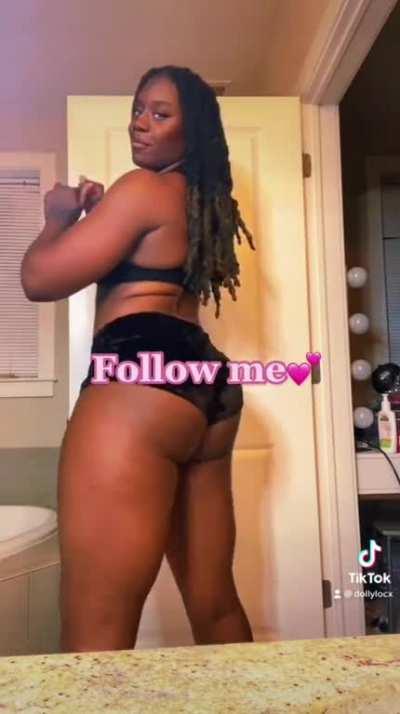 @Dollylocx got the Clappers