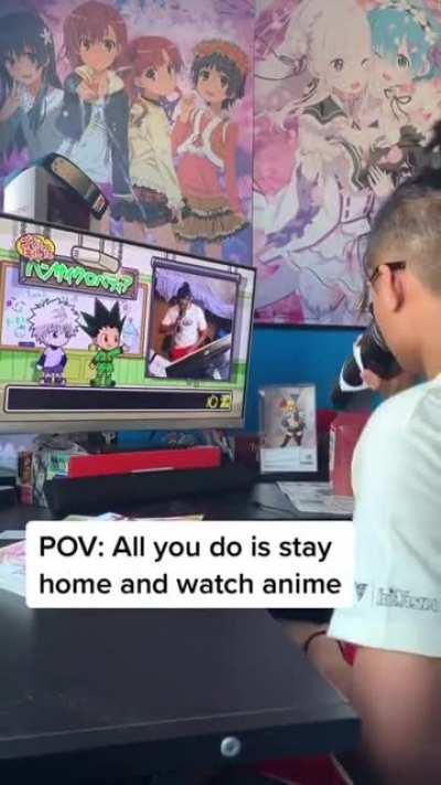 🕷what anime are you currently watching? 😂