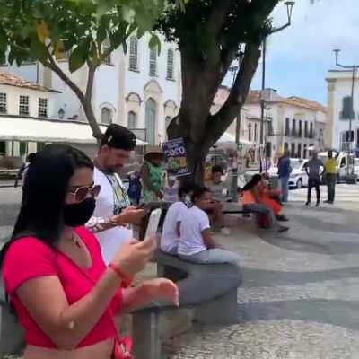 Archbishop fighting Capoeira *Details*