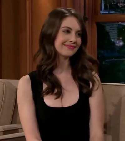 Alison brie