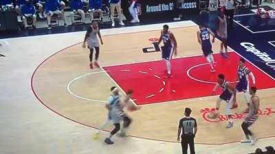 [Highlight] Bertans drives into the paint, sees Embiid, and immediately turns over the ball