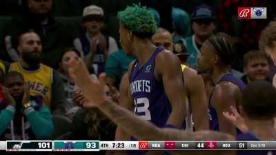 [Highlight] Kelly Olynyk with, according to the refs, a clean block on Kai Jones