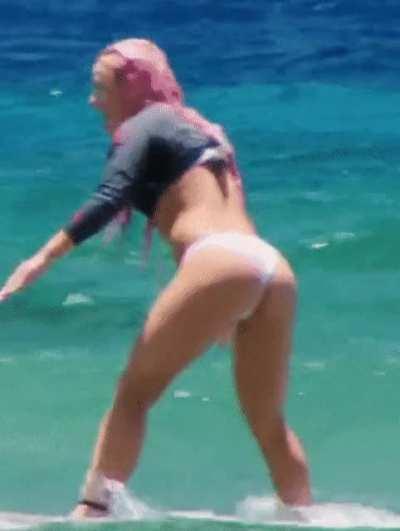 Liv Morgan's ass
