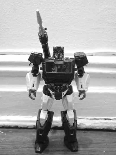 Soundwave superior