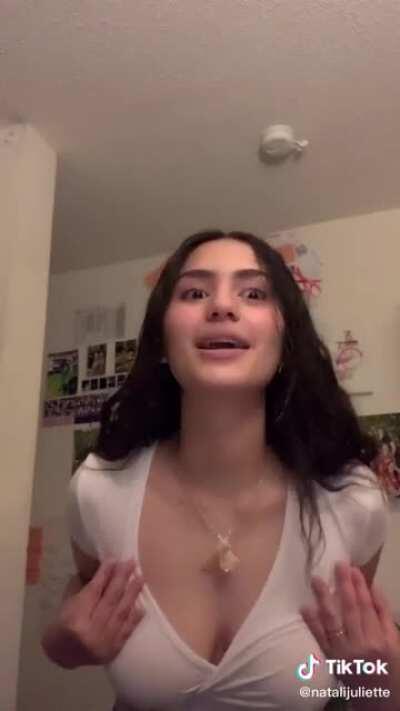 B (•) (•) B I E S