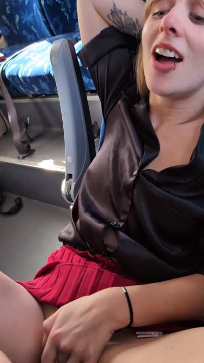 The Bus Masturbator [F] without the 