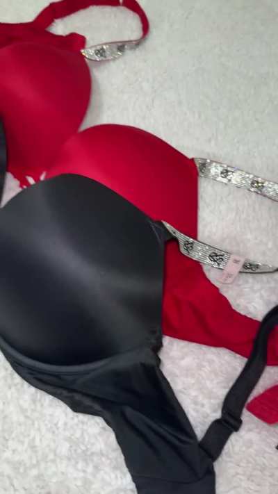 I love red and black